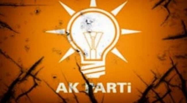 AK Parti’de istifa üstüne istifa