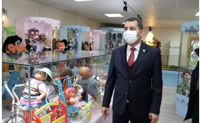 Başkan Baydilli çocukları oyuncak müzesine davet etti
