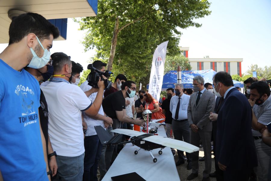 Gaziantep Büyükşehir, Teknofest 2021 Öğrencilerine İHA eğitimi verdi