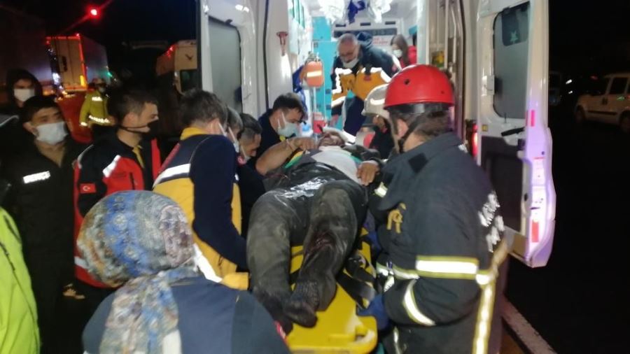 Urfalı tarım işçileri feci kaza geçirdi: 2’si bebek 17 yaralı