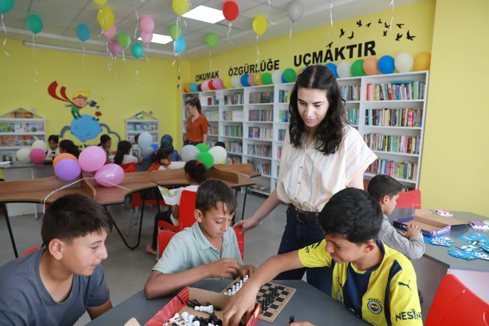 Harran Belediyesi İki Okula Yeni Kütüphane Kazandırdı