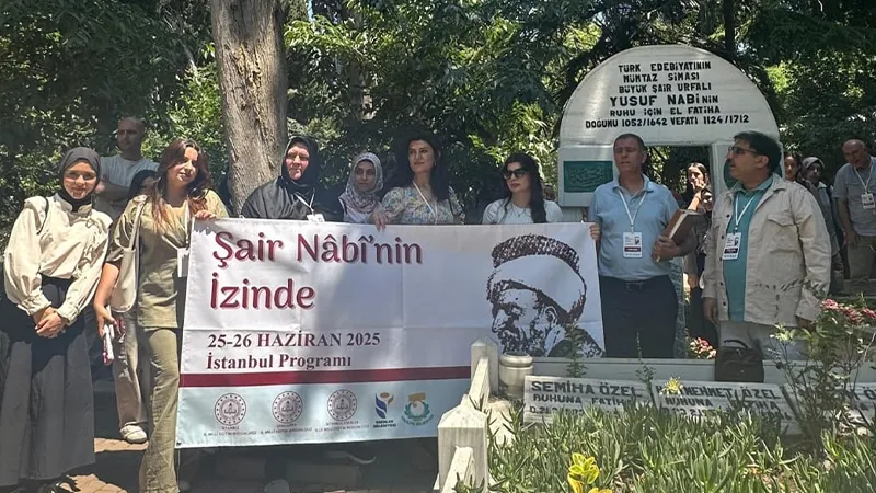 Şanlıurfalı Şair Nabi mezarı başında dualarla anıldı!
