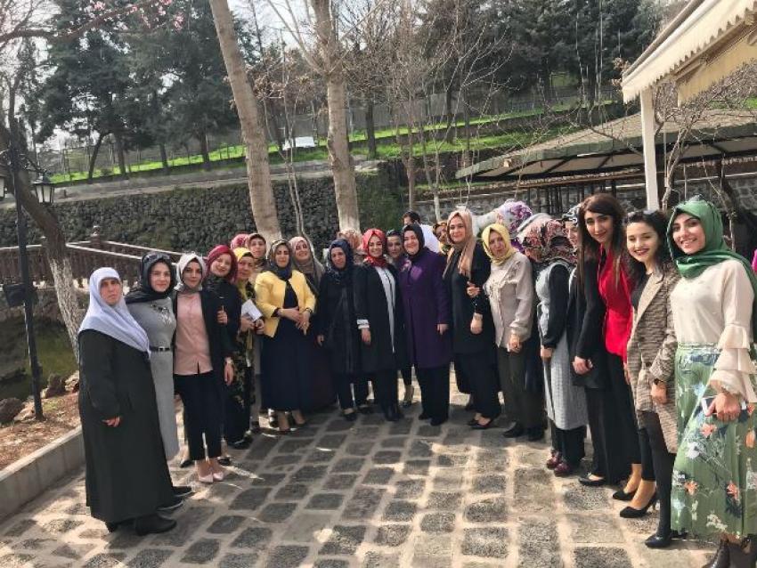 DİYARBAKIR KADEM KADINLARLA BULUŞTU